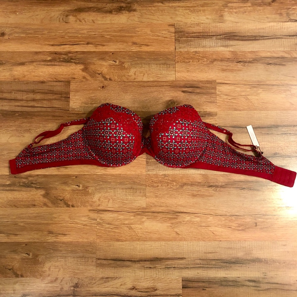 NWT Victoria’s Secret Underwire Bra 40D
